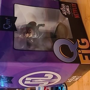 Jessica Jones Q Fig Action figure- NIB